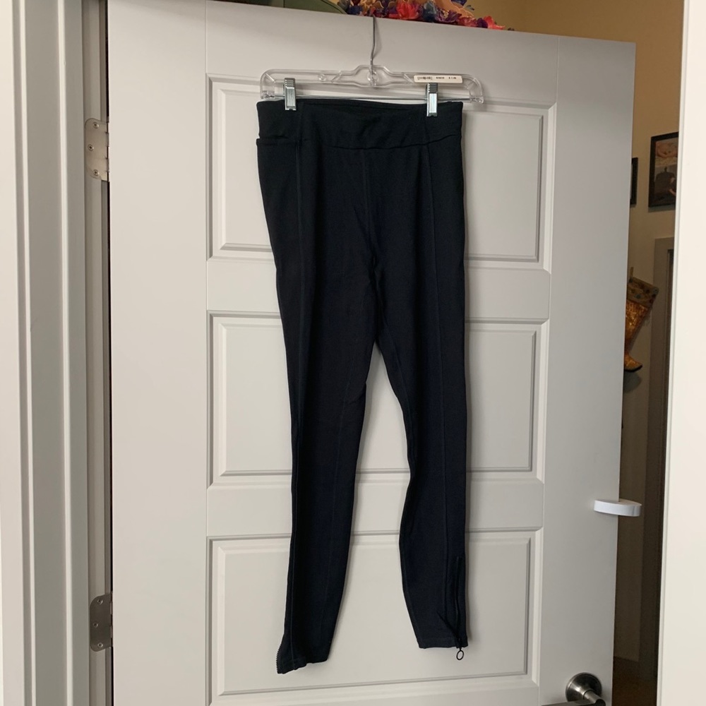 Fabletics Size Small thick Leggings